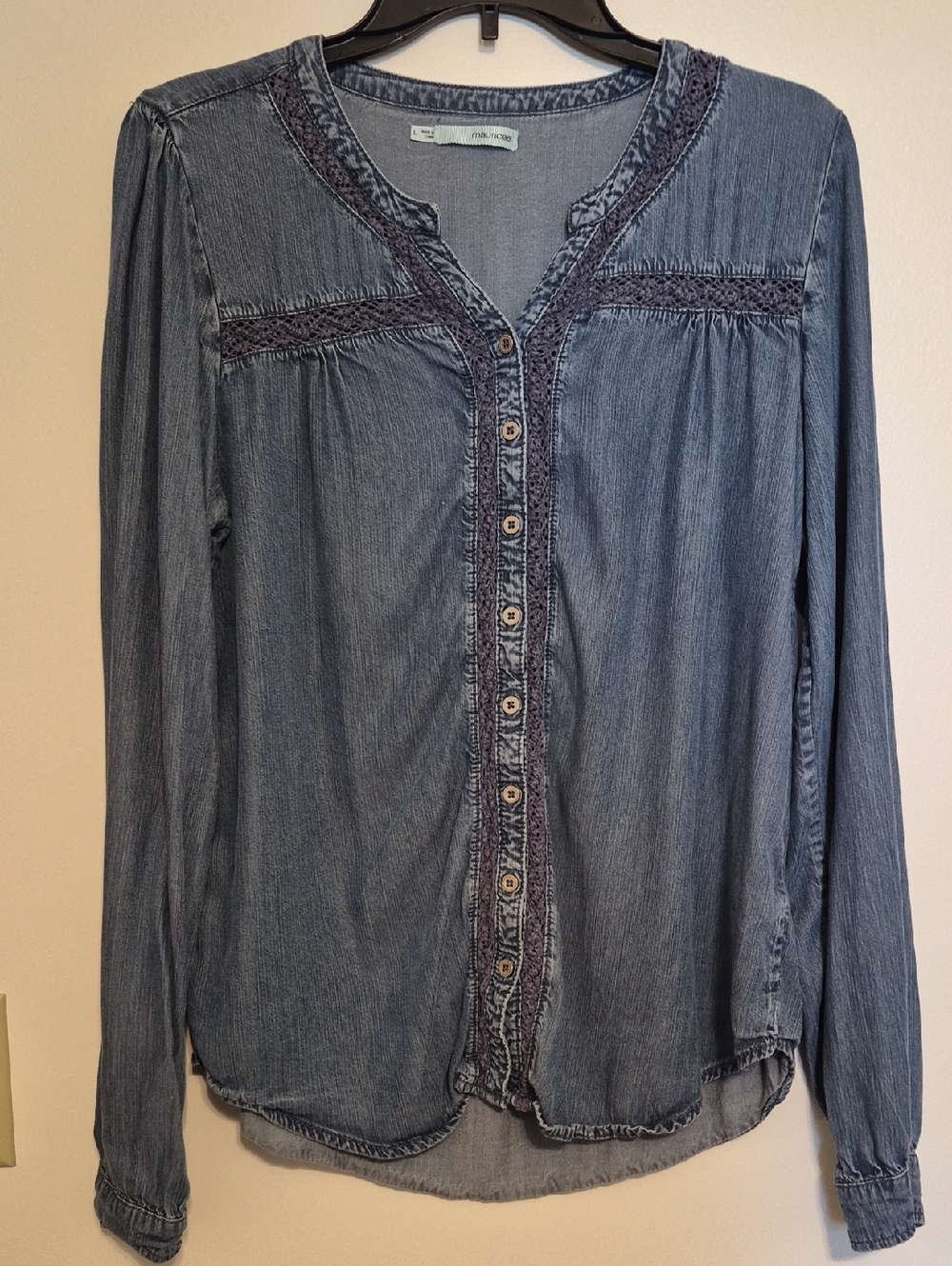 Maurices Denim-Style Button-Front Blouse in Light Blue SZ L